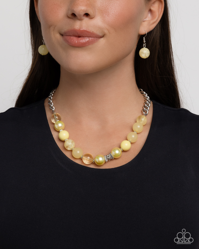 Paparazzi Jewelry Necklace Opulent Opacities - Yellow