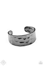 Load image into Gallery viewer, Paparazzi Jewelry Bracelet Is It HAUTE In Here? - Black