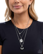 Load image into Gallery viewer, Paparazzi Jewelry Necklace Layered Lineup