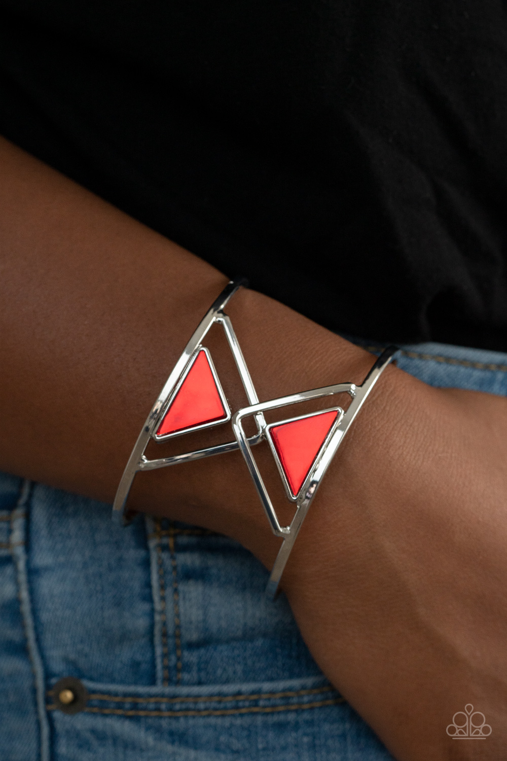 Paparazzi Jewelry Bracelet Pyramid Palace - Red