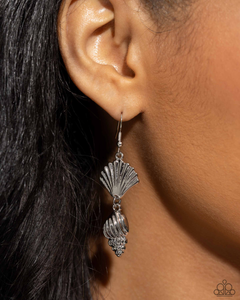 Paparazzi Jewelry SHELL, I Was In the Area - Silver