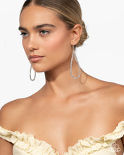 Load image into Gallery viewer, Paparazzi Jewelry Earrings Traditional Twinkle