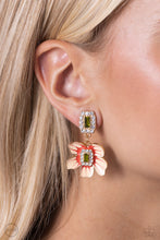 Load image into Gallery viewer, Paparazzi Jewelry Earrings Colorful Clippings - Green