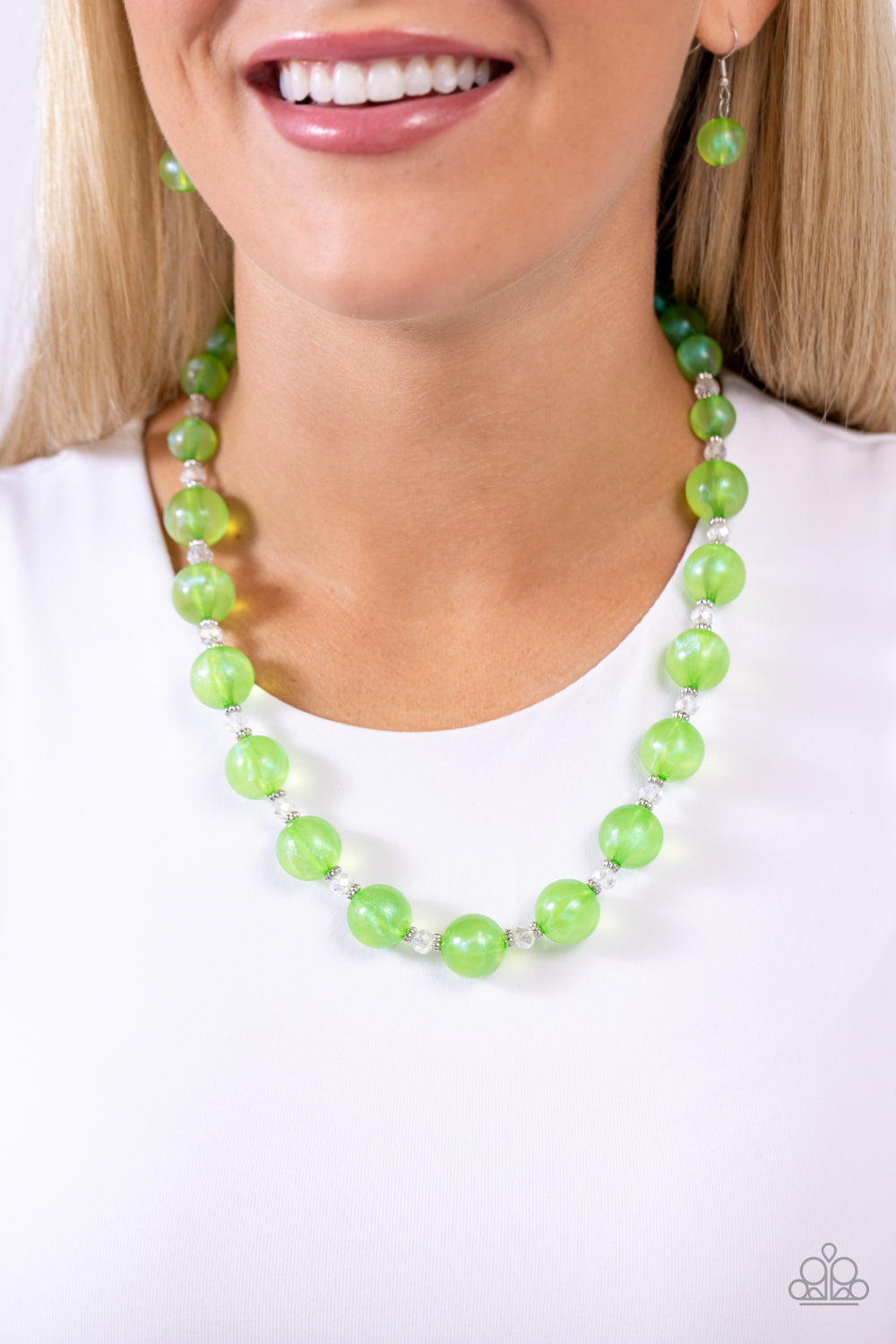 Paparazzi Jewelry Necklace Timelessly Tantalizing - Green