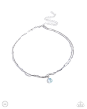 Load image into Gallery viewer, Paparazzi Jewelry Necklace Teeming Teardrop - Green