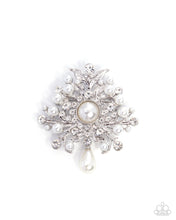 Load image into Gallery viewer, Paparazzi Lil Divas Perennial Polish