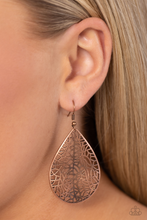Load image into Gallery viewer, Paparazzi Jewelry Earrings Fractured Fairytale - Copper