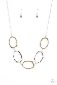 Paparazzi Exclusive Necklace Gritty Go-Getter
