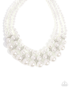 Paparazzi Jewelry Necklace Glossy Gala