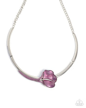 Load image into Gallery viewer, Paparazzi Jewelry Necklace Calla Lily Chic