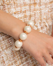Load image into Gallery viewer, Paparazzi Jewelry Necklace Pearl Platoon
