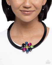 Load image into Gallery viewer, Paparazzi Jewelry Necklace Forward Florals
