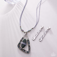 Load image into Gallery viewer, Paparazzi Jewelry Fashion Fix Simply Santa Fe