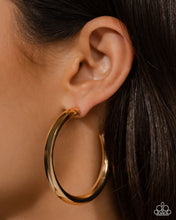 Load image into Gallery viewer, Paparazzi Jewelry Earrings Sinuous Sheen - Gold