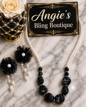 Load image into Gallery viewer, Paparazzi Jewelry Necklace Bubbly Backstage
