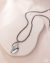 Load image into Gallery viewer, Paparazzi Jewelry Necklace Impressive Individual - Silver