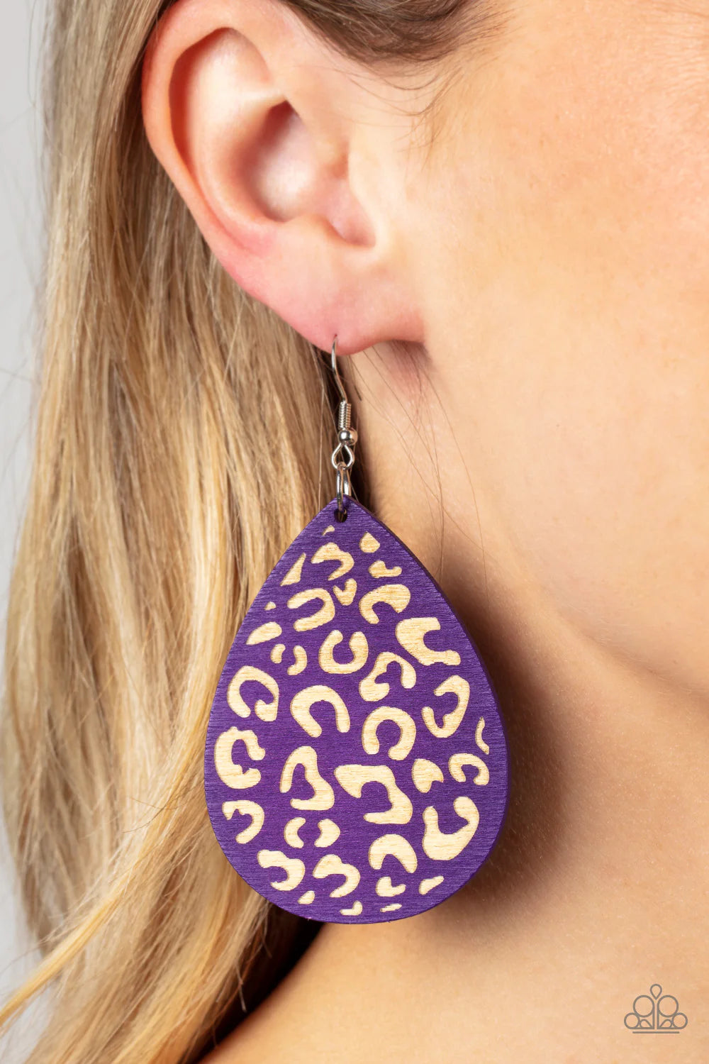 Paparazzi Jewelry Earrings Suburban Jungle - Purple