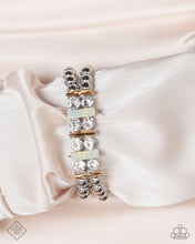 Load image into Gallery viewer, Paparazzi Jewelry Fashion Fix Fiercely 5th Avenue