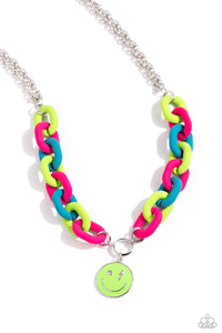 Paparazzi Jewelry Necklace Set Speed SMILE - Green