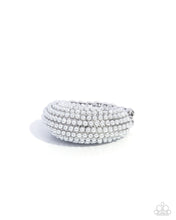 Load image into Gallery viewer, Paparazzi Jewelry Ring Opulent Overboard