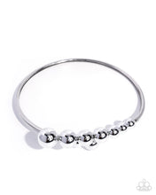 Load image into Gallery viewer, Paparazzi Jewelry Necklace Smoldering Showcase