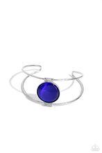 Load image into Gallery viewer, Paparazzi Jewelry Bracelet Candescent Cats Eye - Blue
