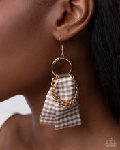 Load image into Gallery viewer, Paparazzi Jewelry Earrings Picnic Pizzazz - Brown