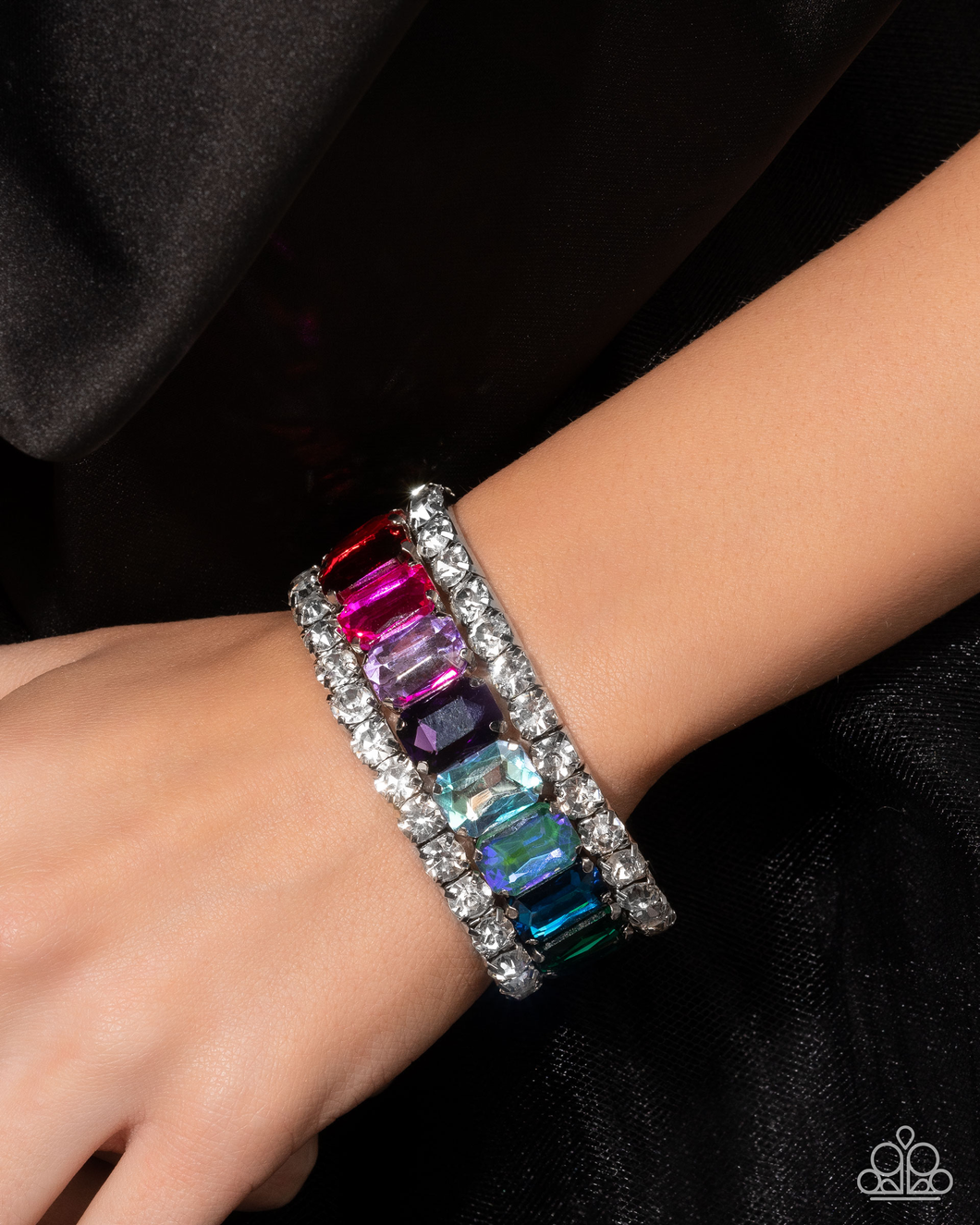 Paparazzi Jewelry Bracelet Candescent Caliber - Multi