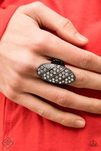 Load image into Gallery viewer, Paparazzi Jewelry Necklace Dangerous Dazzle