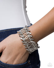 Load image into Gallery viewer, Paparazzi Jewelry Necklace Sincere Spiral