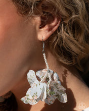Load image into Gallery viewer, Paparazzi Jewelry Earrings Flourishing Fantasia