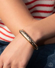 Load image into Gallery viewer, Paparazzi Jewelry Fashion Fix Glimpses of Malibu