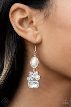 Load image into Gallery viewer, Paparazzi Jewelry Fashion Fix Fiercely 5th Avenue