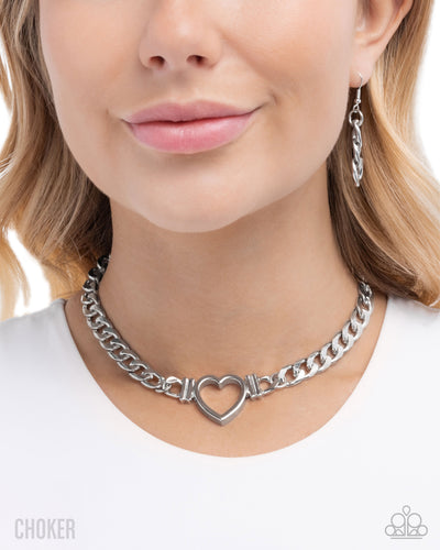 Paparazzi Jewelry Necklace Heartfelt Hunch