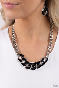 Paparazzi Jewelry Necklace CURB Craze