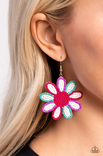 Paparazzi Jewelry Earrings Decorated Daisies - White