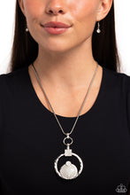 Load image into Gallery viewer, Paparazzi Jewelry Necklace Tastefully Transparent