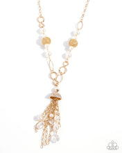 Load image into Gallery viewer, Paparazzi Jewelry Necklace Designated Diva - Gold