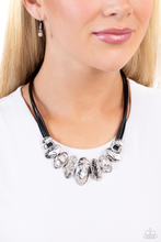 Load image into Gallery viewer, Paparazzi Jewelry Necklace Sliding Splendor