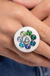 Paparazzi Jewelry Ring Captivating Centerpiece