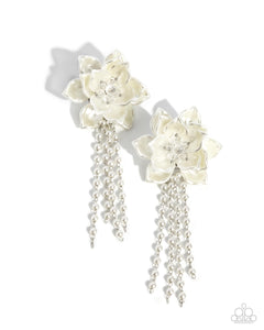 Paparazzi Jewelry Earrings Lotus Length