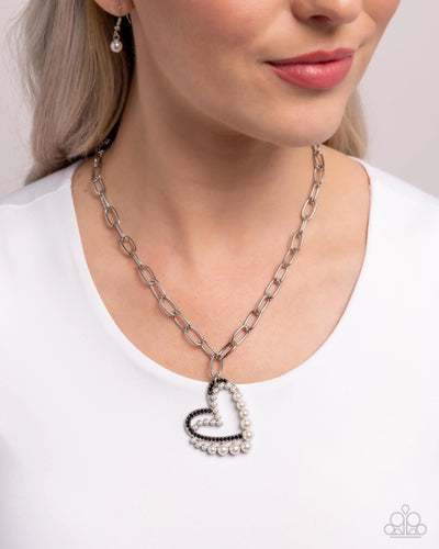 Paparazzi Jewelry Necklace Introducing Me - Black