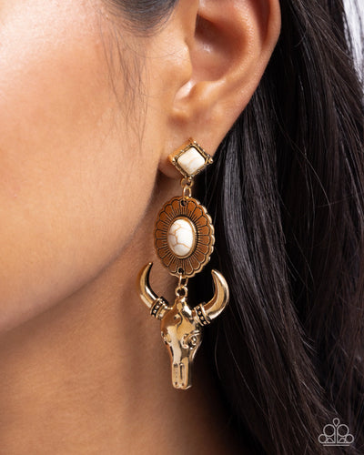 Paparazzi Jewelry Earrings Western Week - Gold
