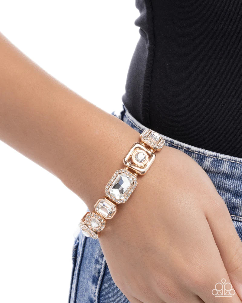 Paparazzi Jewelry Bracelet Striking Shimmer - Gold