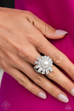 Load image into Gallery viewer, Paparazzi Jewelry Fashion Fix Fiercely 5th Avenue