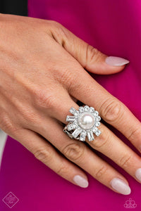 Paparazzi Jewelry Fashion Fix Fiercely 5th Avenue