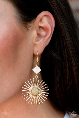Paparazzi Jewelry Earrings Seize the Sunburst - Gold