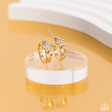 Load image into Gallery viewer, Paparazzi Jewelry Earrings Starfish Showpiece - White