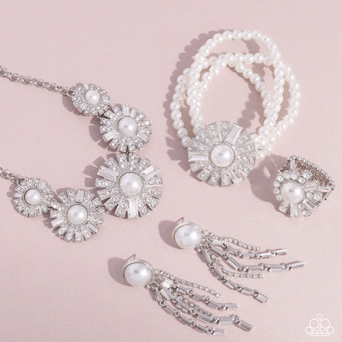 Paparazzi Jewelry Fashion Fix Fiercely 5th Avenue