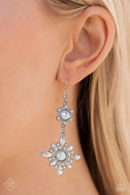 Load image into Gallery viewer, Paparazzi Jewelry Fashion Fix Glimpses of Malibu